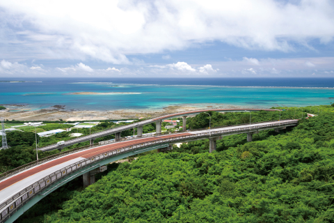 ニライカナイ橋(南城市)