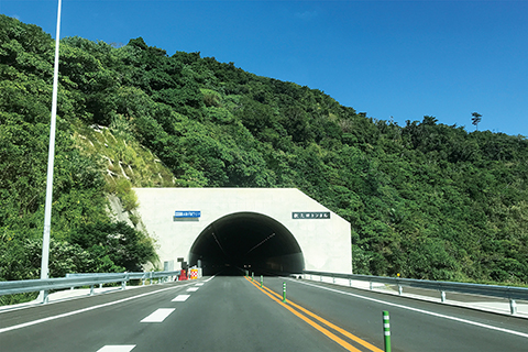 名護東道路(名護市)